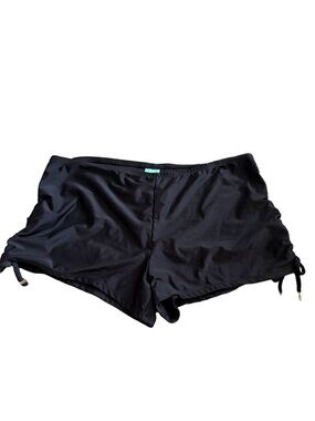 Collections by Catalina Black Swim Boyshorts. Adjustable ruched sides  Size 1X
